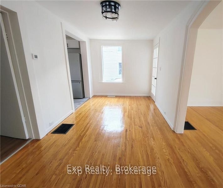 33 Murney Street, Belleville, ON, K8P 3N5 - 3