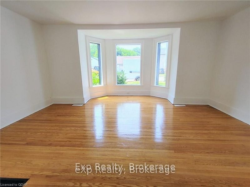 33 Murney Street, Belleville, ON, K8P 3N5 - 6