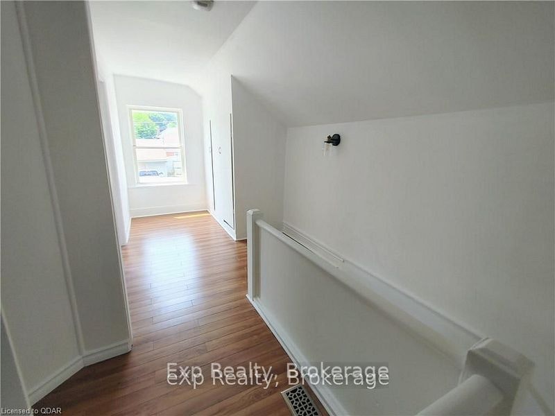 33 Murney Street, Belleville, ON, K8P 3N5 - 13