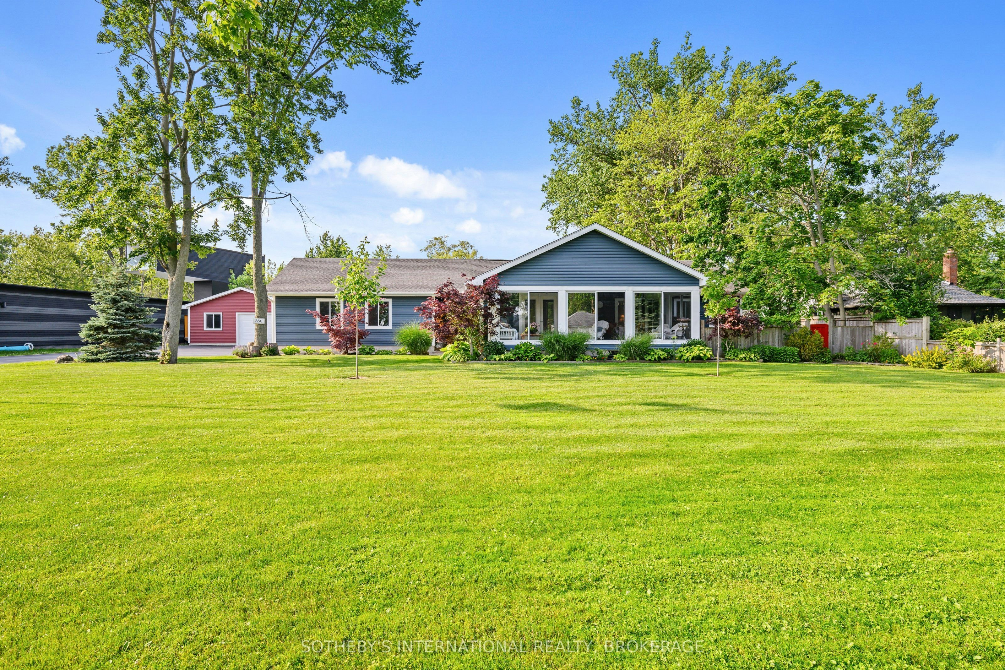 880 Edgemere Road, Fort Erie, ON, L2A 1A8