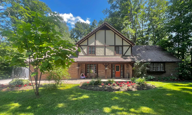 132 Birch Grove