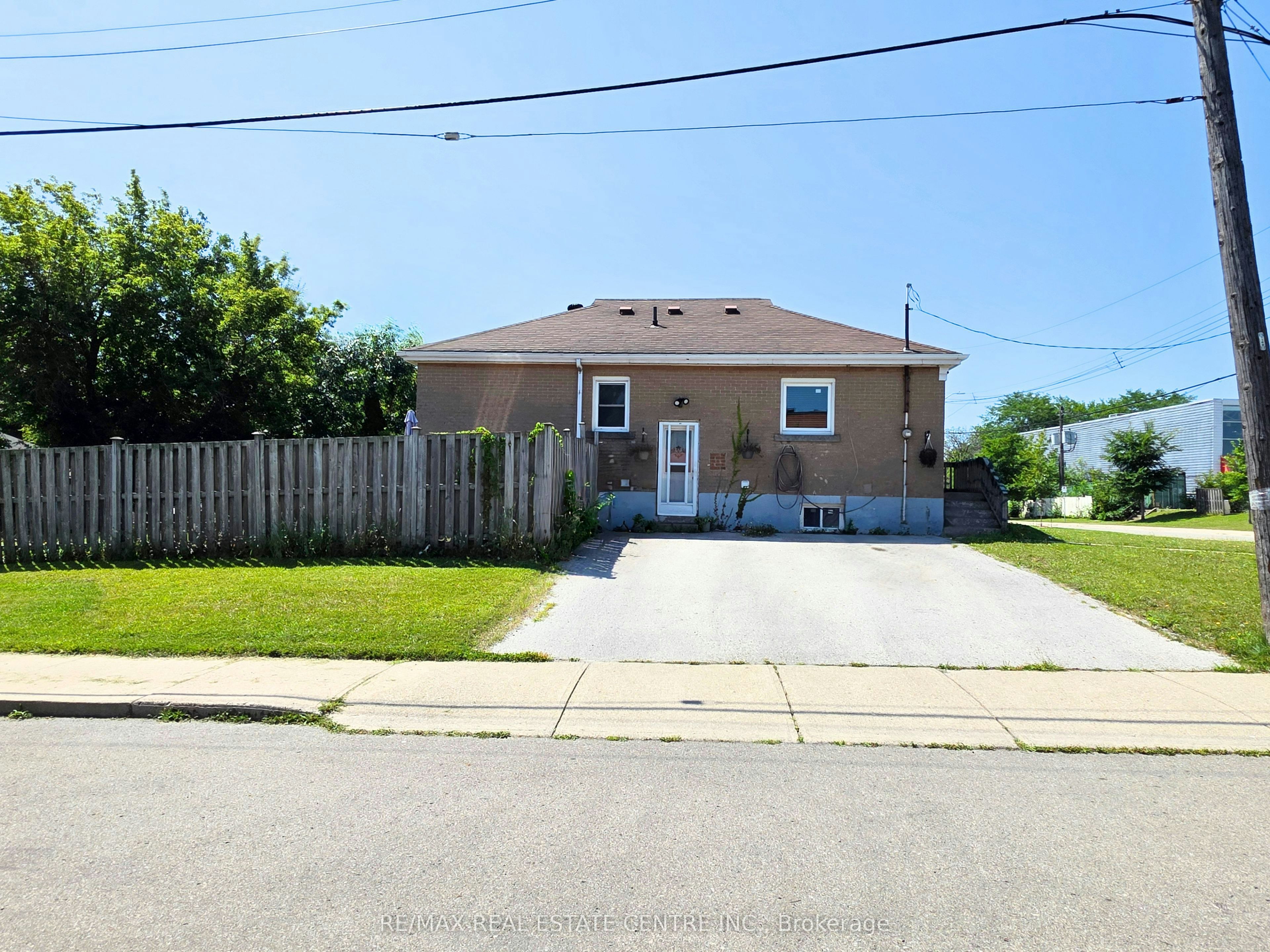 353 East 21st Street, Hamilton, ON, L8V 2V1 - 2