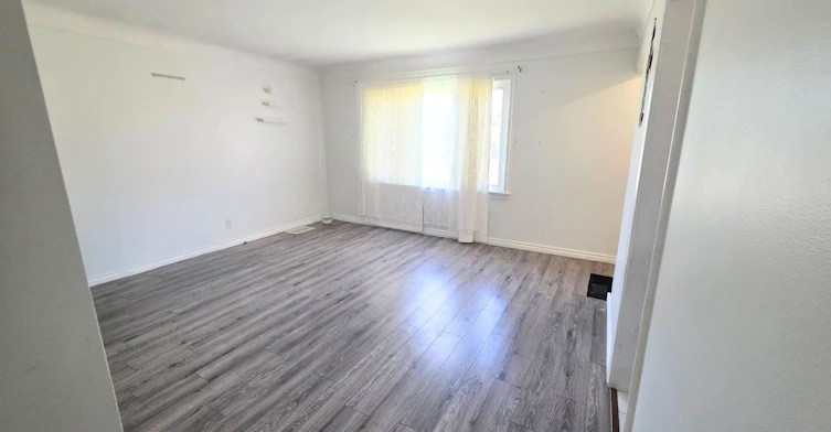 353 East 21st Street, Hamilton, ON, L8V 2V1 - 5