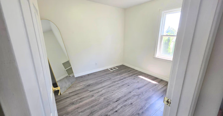 353 East 21st Street, Hamilton, ON, L8V 2V1 - 13