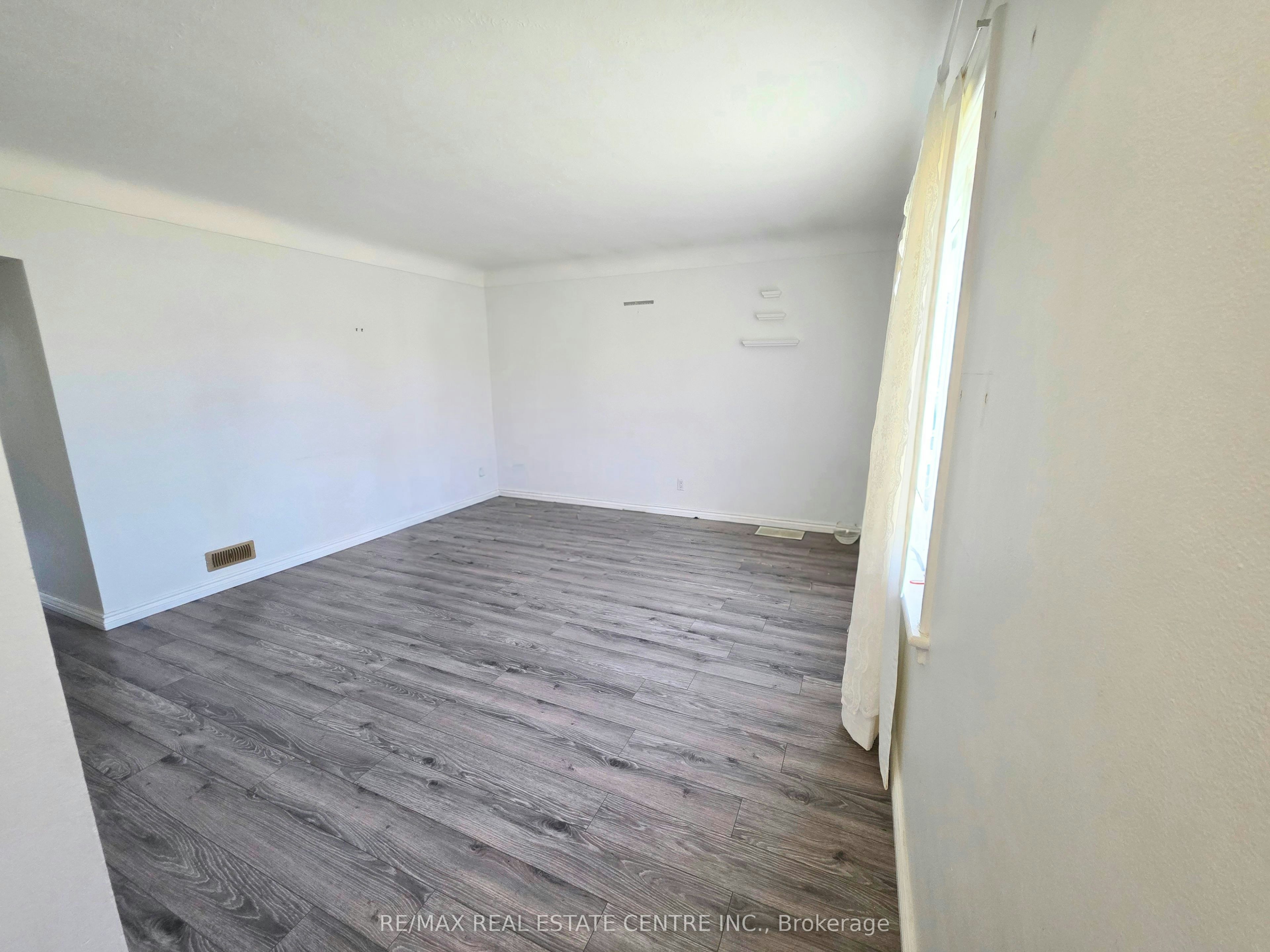 353 East 21st Street, Hamilton, ON, L8V 2V1 - 6