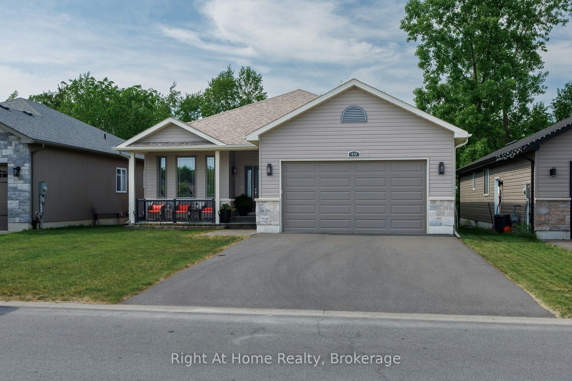40 Birchmount Street, Quinte West, ON, K8V 0C6