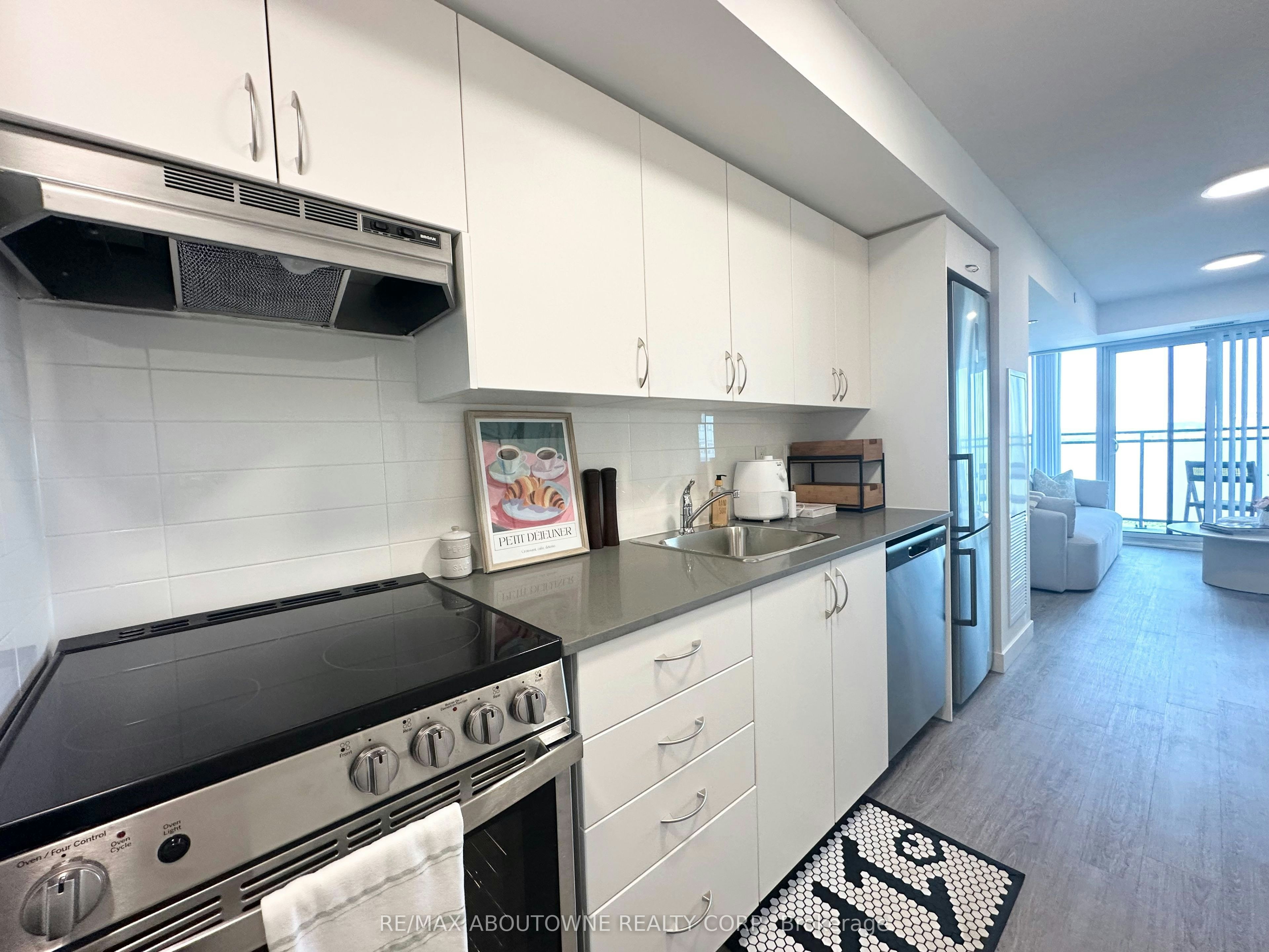 311-375 South Street, London, ON, N6B 0A5 - 3