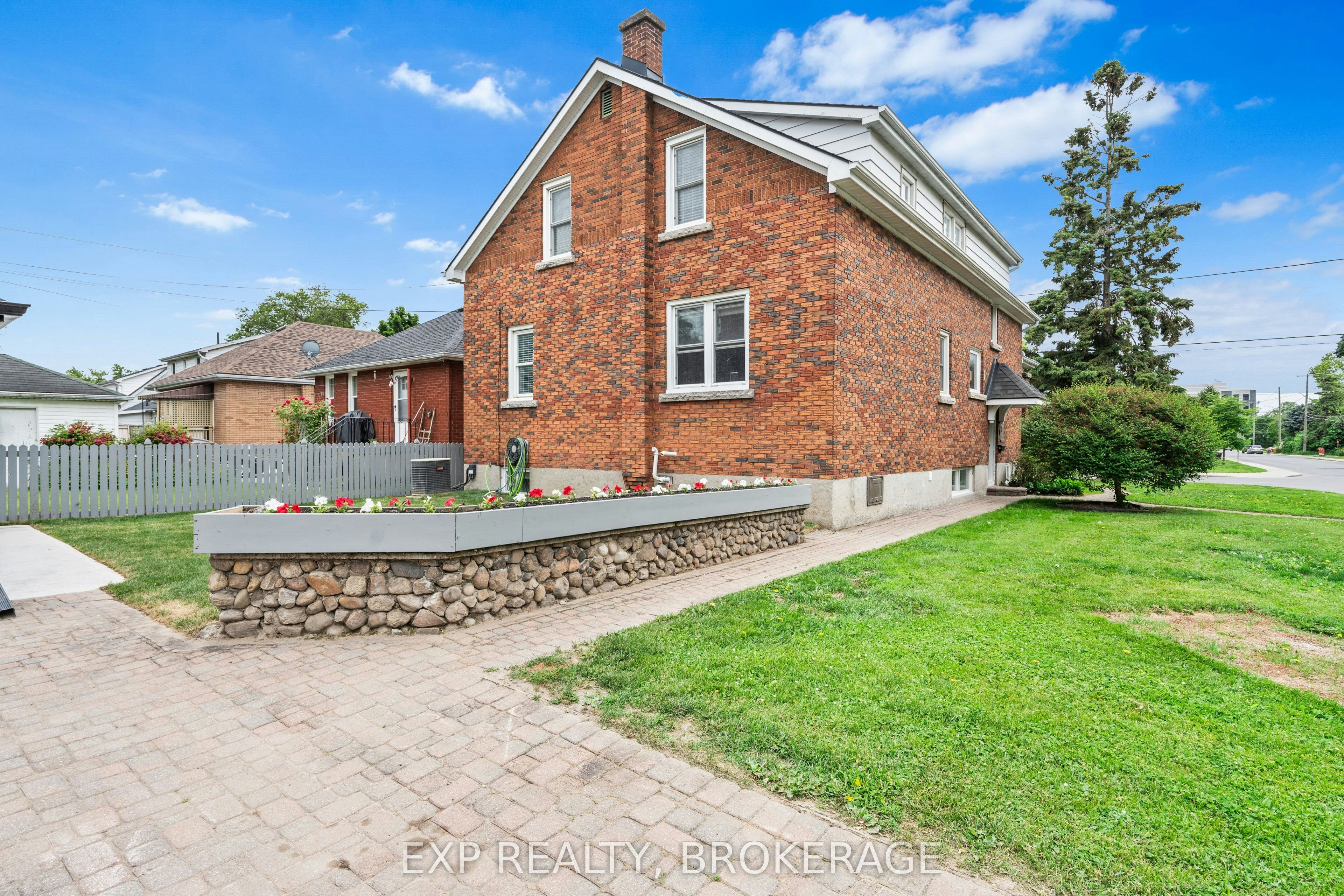 493 College Street, Kingston, ON, K7L 4M8 - 23