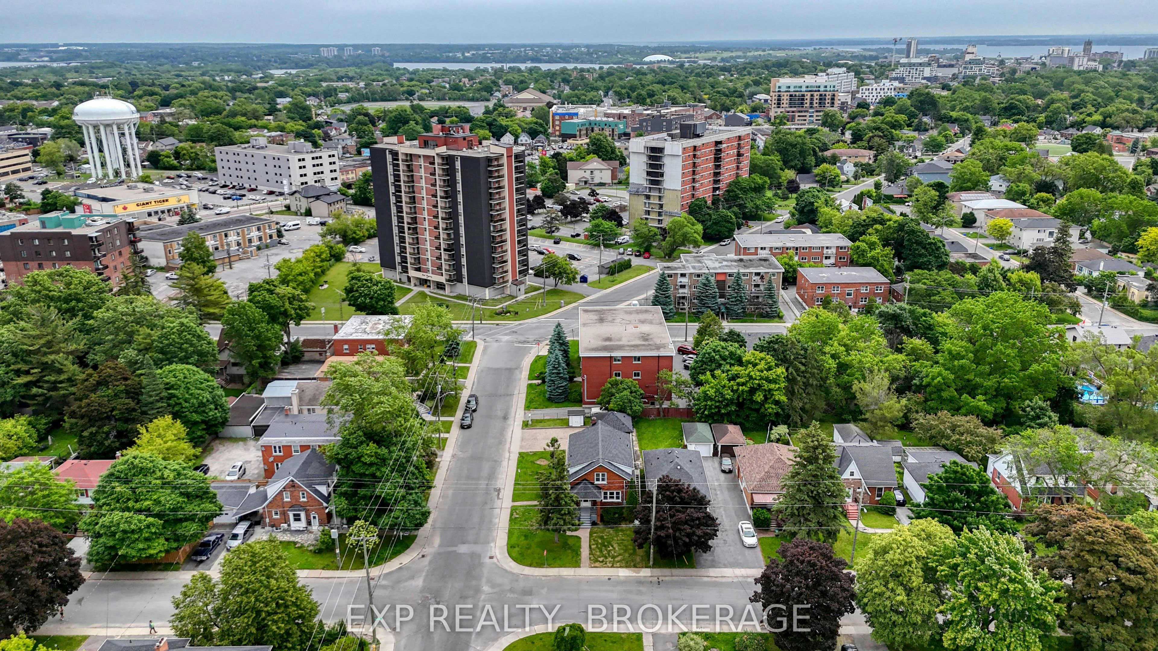 493 College Street, Kingston, ON, K7L 4M8 - 25