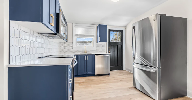 493 College Street, Kingston, ON, K7L 4M8 - 10