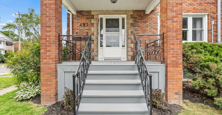 493 College Street, Kingston, ON, K7L 4M8 - 4