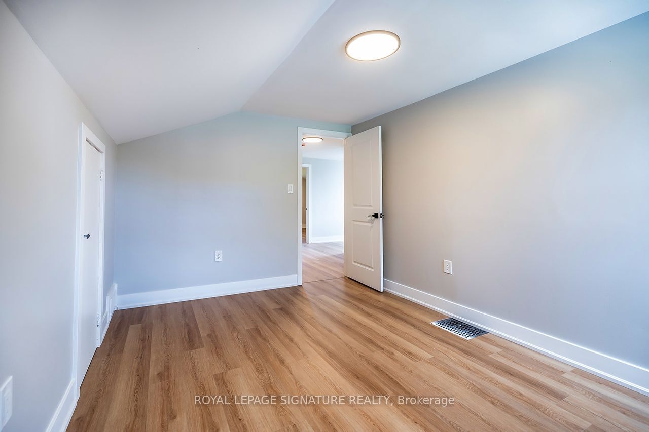 Unit 2-688 Aylmer Street, Peterborough, ON, K9H 3X6 - 14