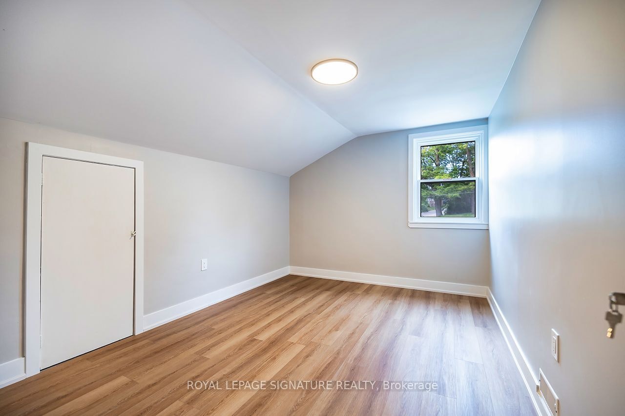 Unit 2-688 Aylmer Street, Peterborough, ON, K9H 3X6 - 15