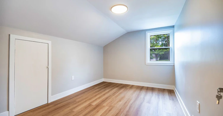 Unit 2-688 Aylmer Street, Peterborough, ON, K9H 3X6 - 15