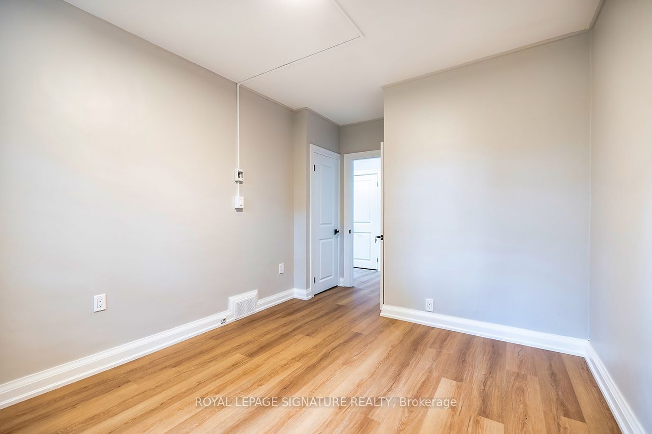 Unit 2-688 Aylmer Street, Peterborough, ON, K9H 3X6 - 11