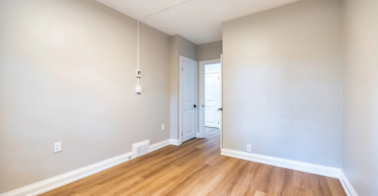 Unit 2-688 Aylmer Street, Peterborough, ON, K9H 3X6 - 11