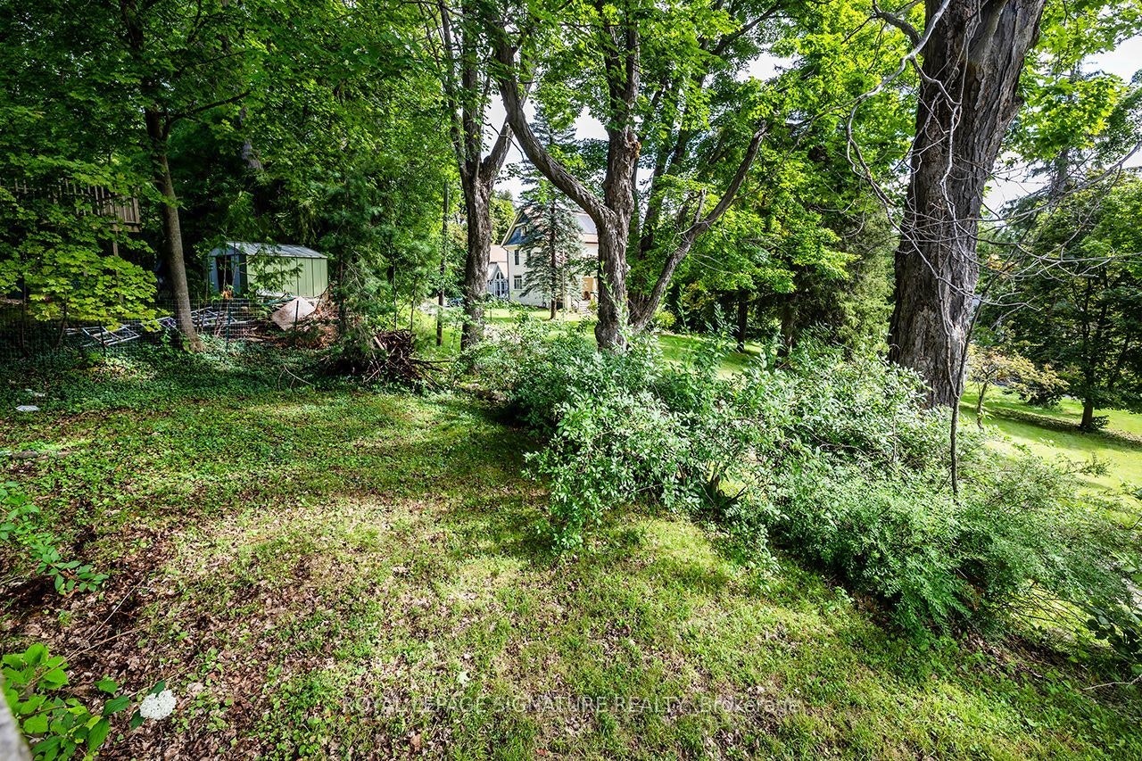 Unit 2-688 Aylmer Street, Peterborough, ON, K9H 3X6 - 23