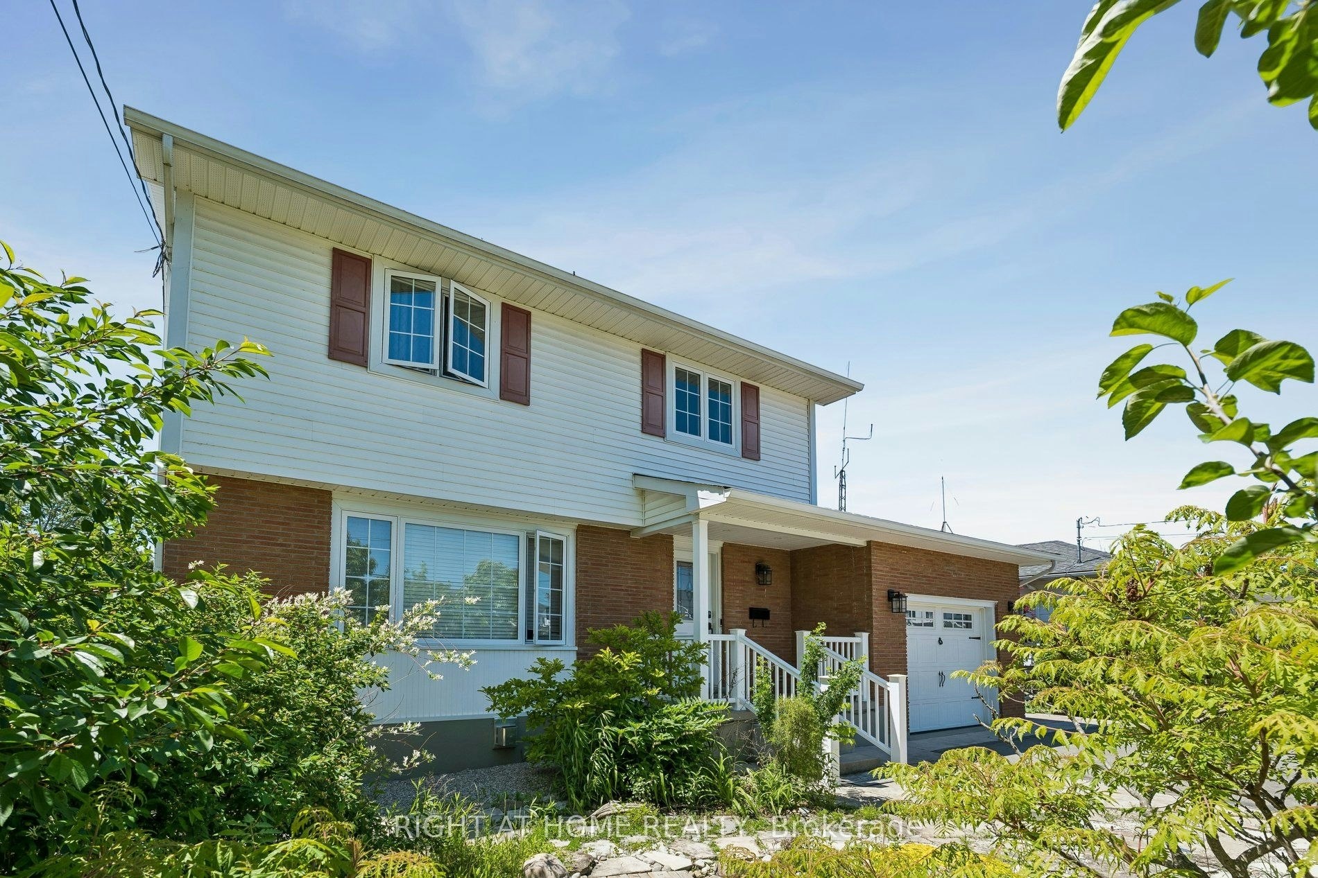 15 King Street, Fort Erie, ON, L2A 3Z3 - 3