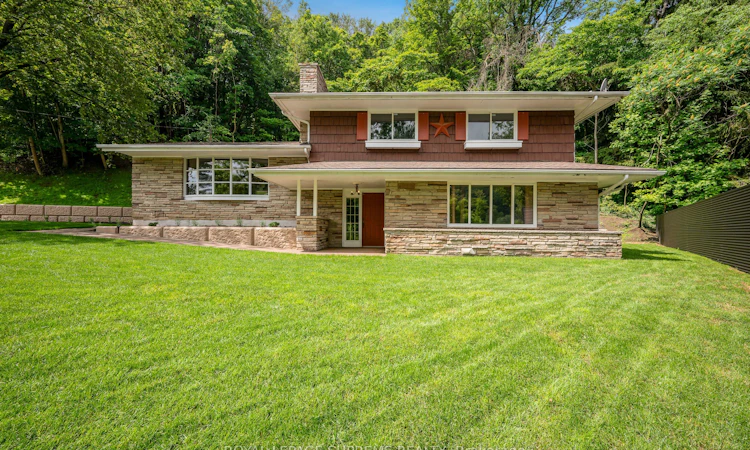 2035 Hollow Road