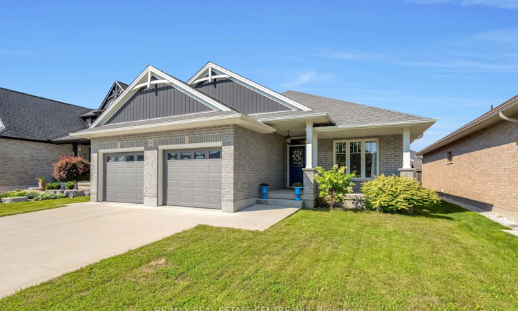 14 St Andrews Drive