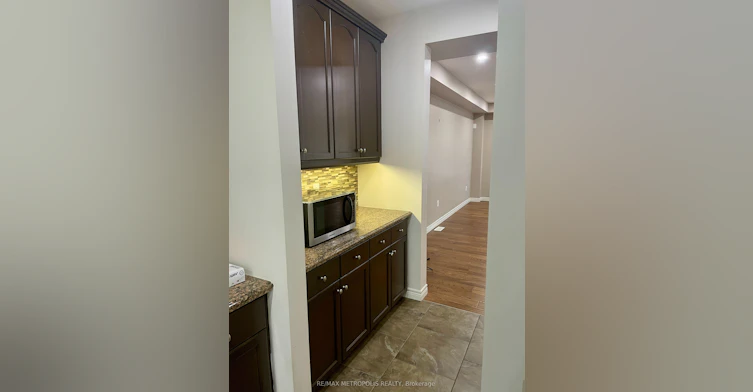 2 Doon Creek Street, Kitchener, ON, N2P 2R3 - 11