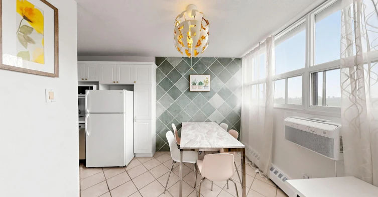 904-1950 Main Street W, Hamilton, ON, L8S 4M9 - 13