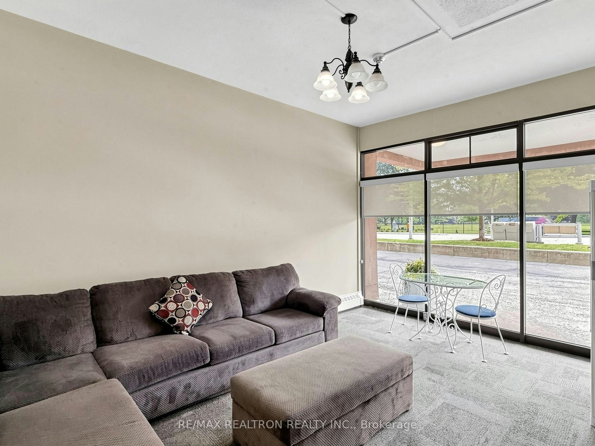 904-1950 Main Street W, Hamilton, ON, L8S 4M9 - 5