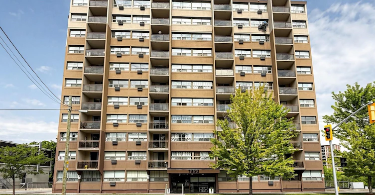 904-1950 Main Street W, Hamilton, ON, L8S 4M9 - 2