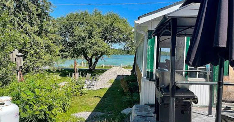 1074 Lakehurst Road, Galway-Cavendish and Harvey, ON, K0L 2H0 - 7