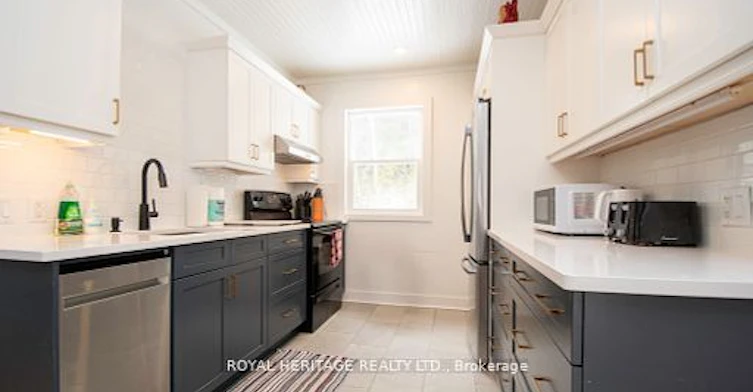 1074 Lakehurst Road, Galway-Cavendish and Harvey, ON, K0L 2H0 - 15