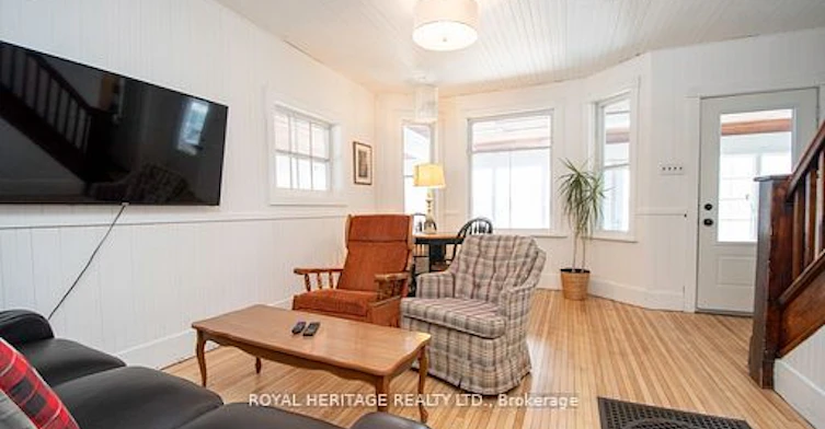 1074 Lakehurst Road, Galway-Cavendish and Harvey, ON, K0L 2H0 - 12