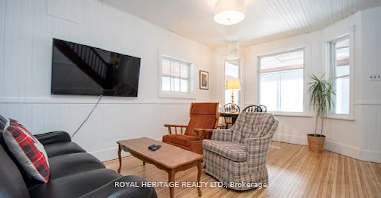 1074 Lakehurst Road, Galway-Cavendish and Harvey, ON, K0L 2H0 - 14