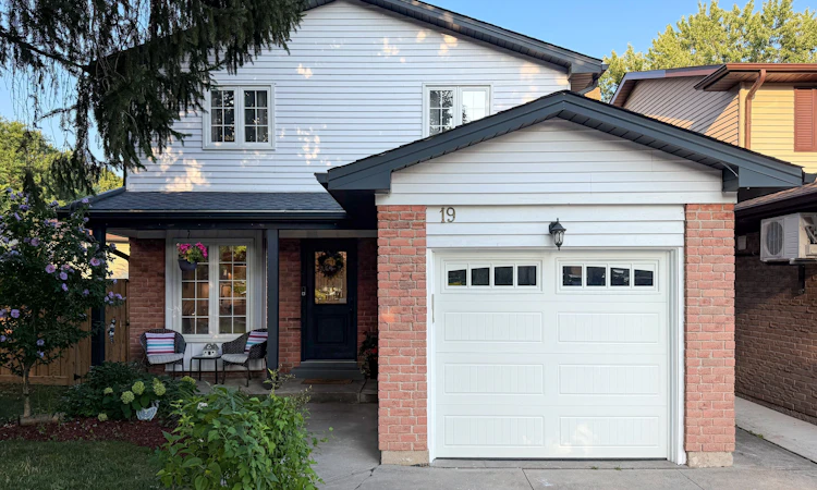 19 Parkway Place