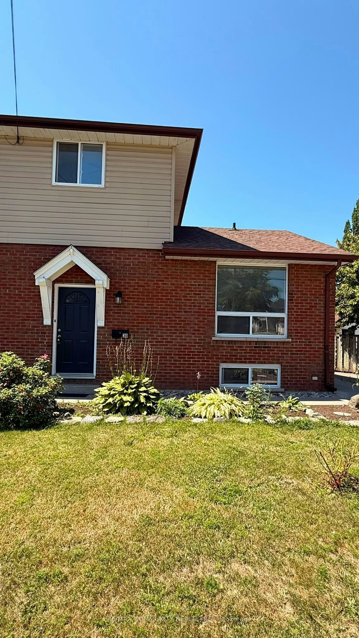 30 West Street, Quinte West, ON, K8V 6G8
