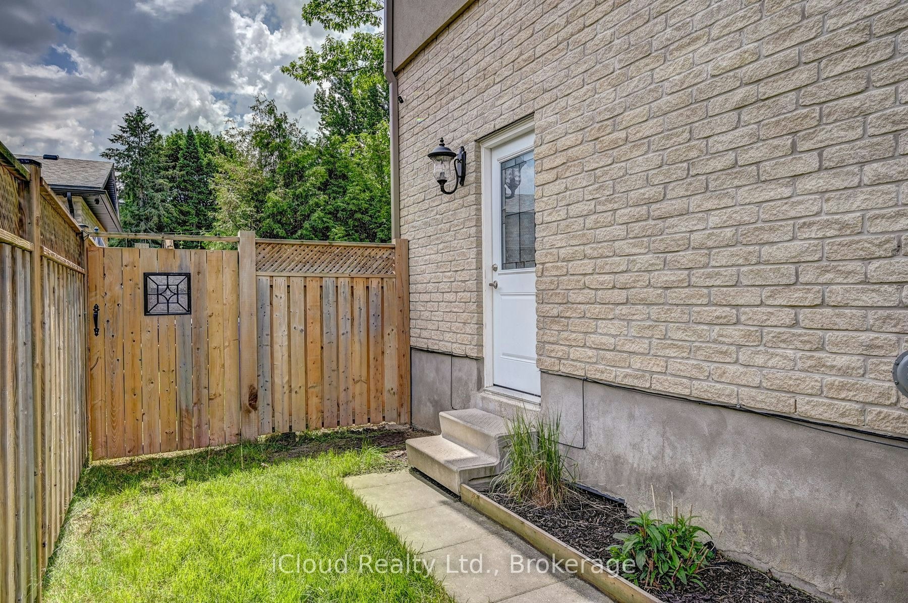 Bsmt-65 Arkell Road, Guelph, ON, N1L 1G9 - 2
