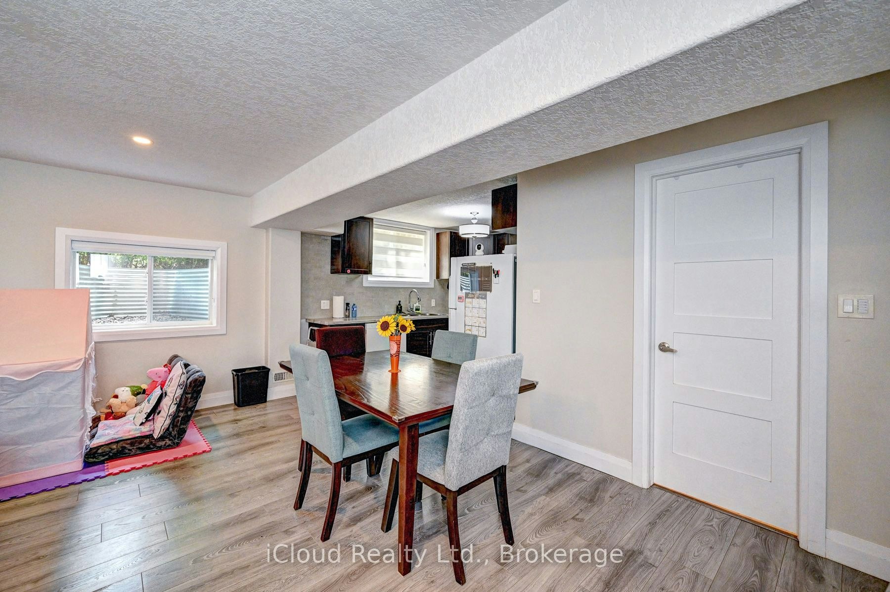 Bsmt-65 Arkell Road, Guelph, ON, N1L 1G9 - 9