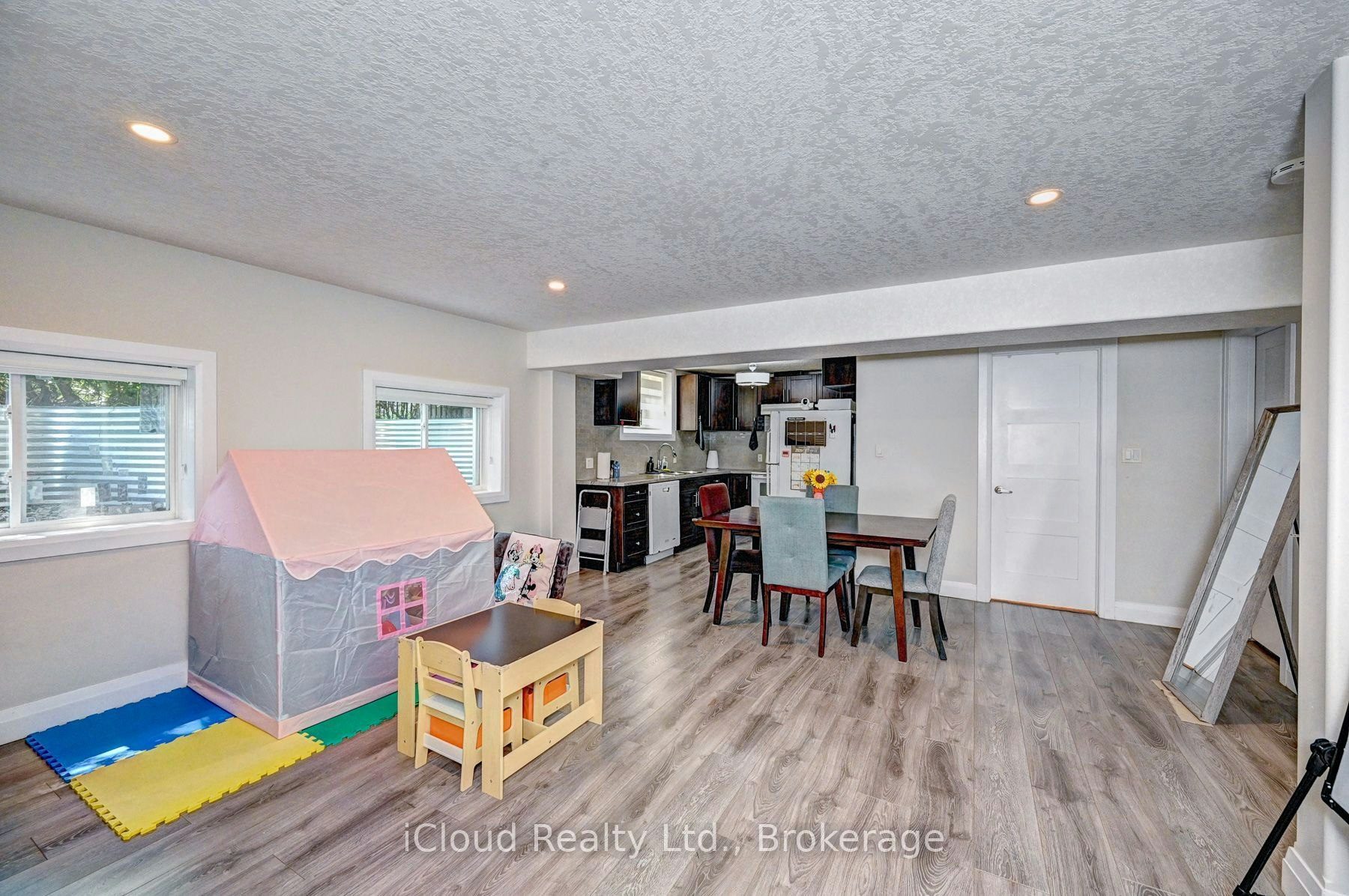Bsmt-65 Arkell Road, Guelph, ON, N1L 1G9 - 14