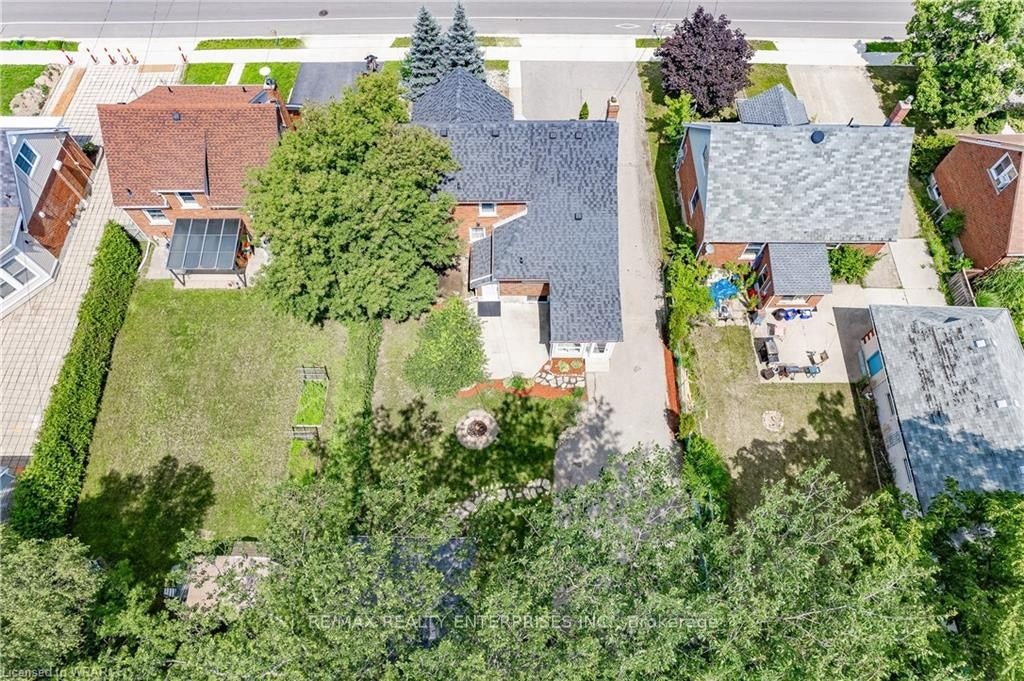Main-557 Stirling Avenue S, Kitchener, ON, N2M 3J5 - 4