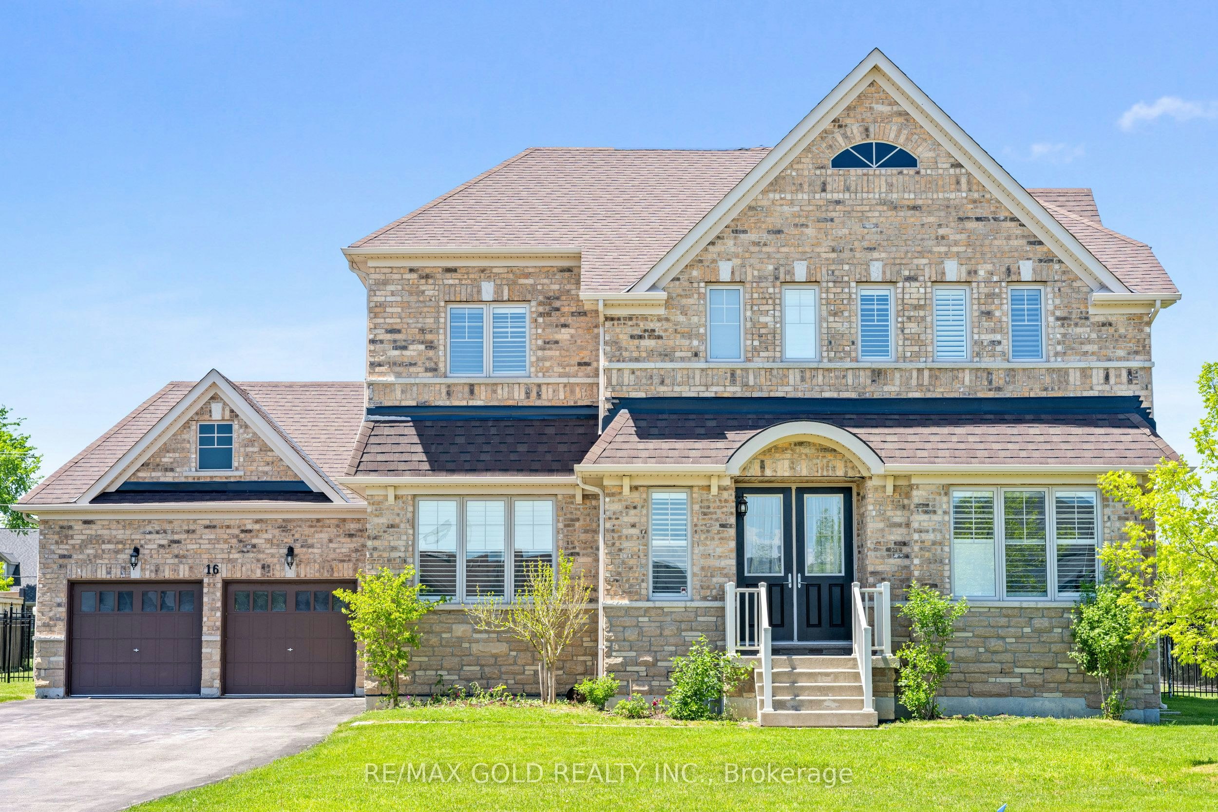 16 Meek Avenue, Mono, ON, L9W 6W8