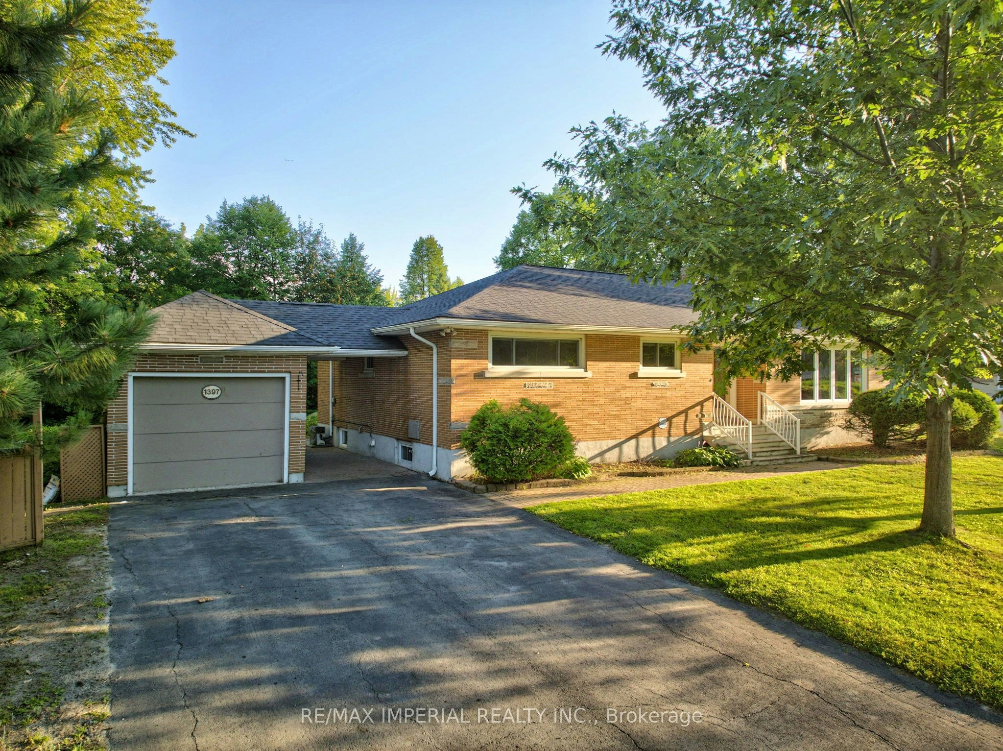 1397 Hawthorne Drive, Greater Sudbury, ON, P3A 1L3