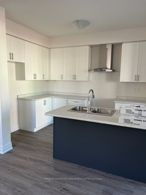9258 Griffon Street, Niagara Falls, ON, L2G 3R6 - 3