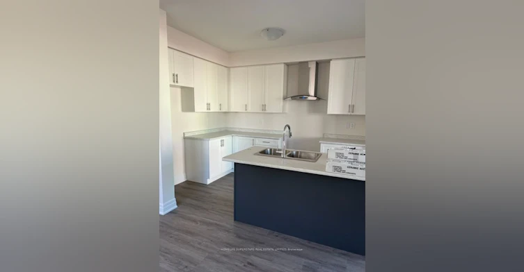 9258 Griffon Street, Niagara Falls, ON, L2G 3R6 - 3