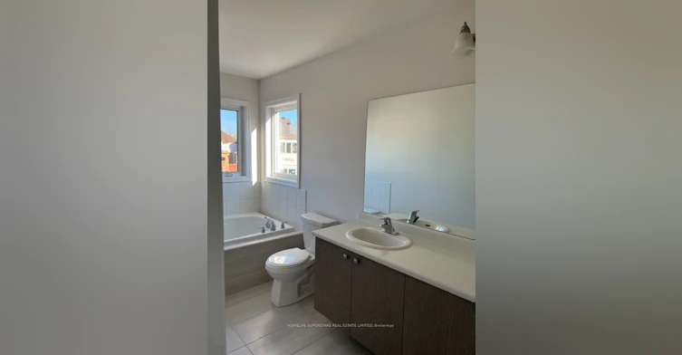 9258 Griffon Street, Niagara Falls, ON, L2G 3R6 - 11