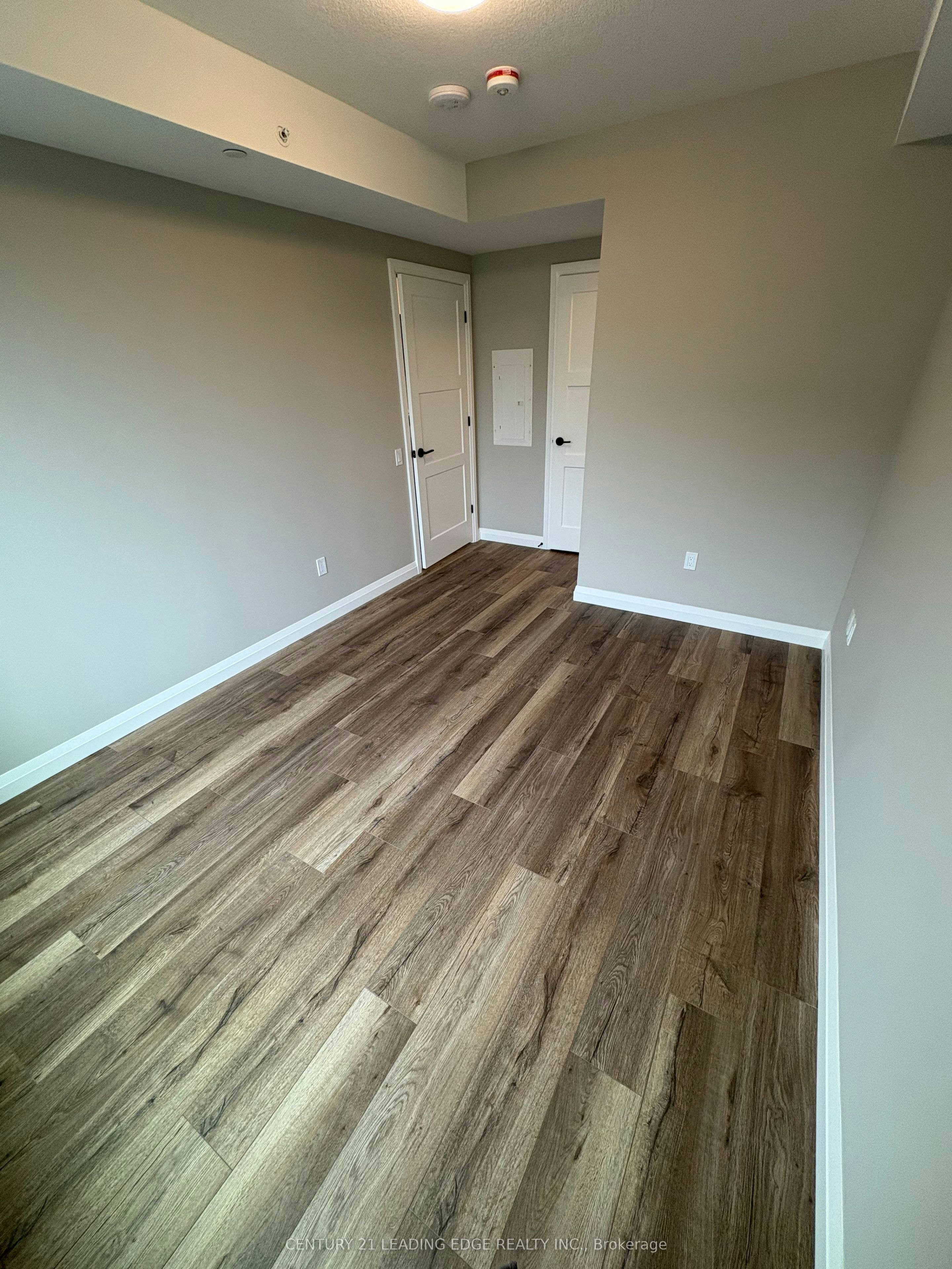 908-93 Arthur Street, Guelph, ON, N1E 0S6 - 19