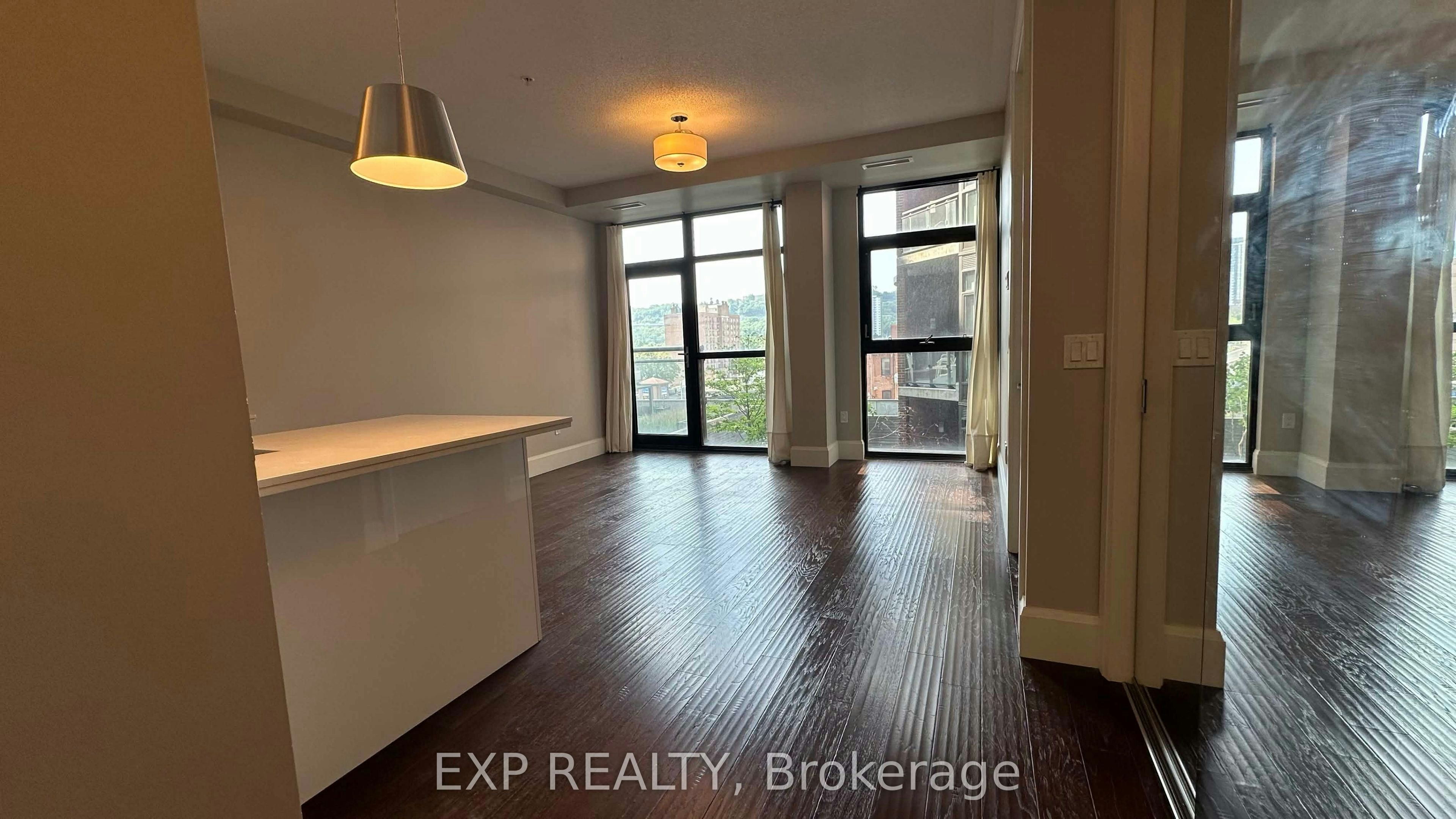 512-112 King Street E, Hamilton, ON, L8N 0A9 - 2