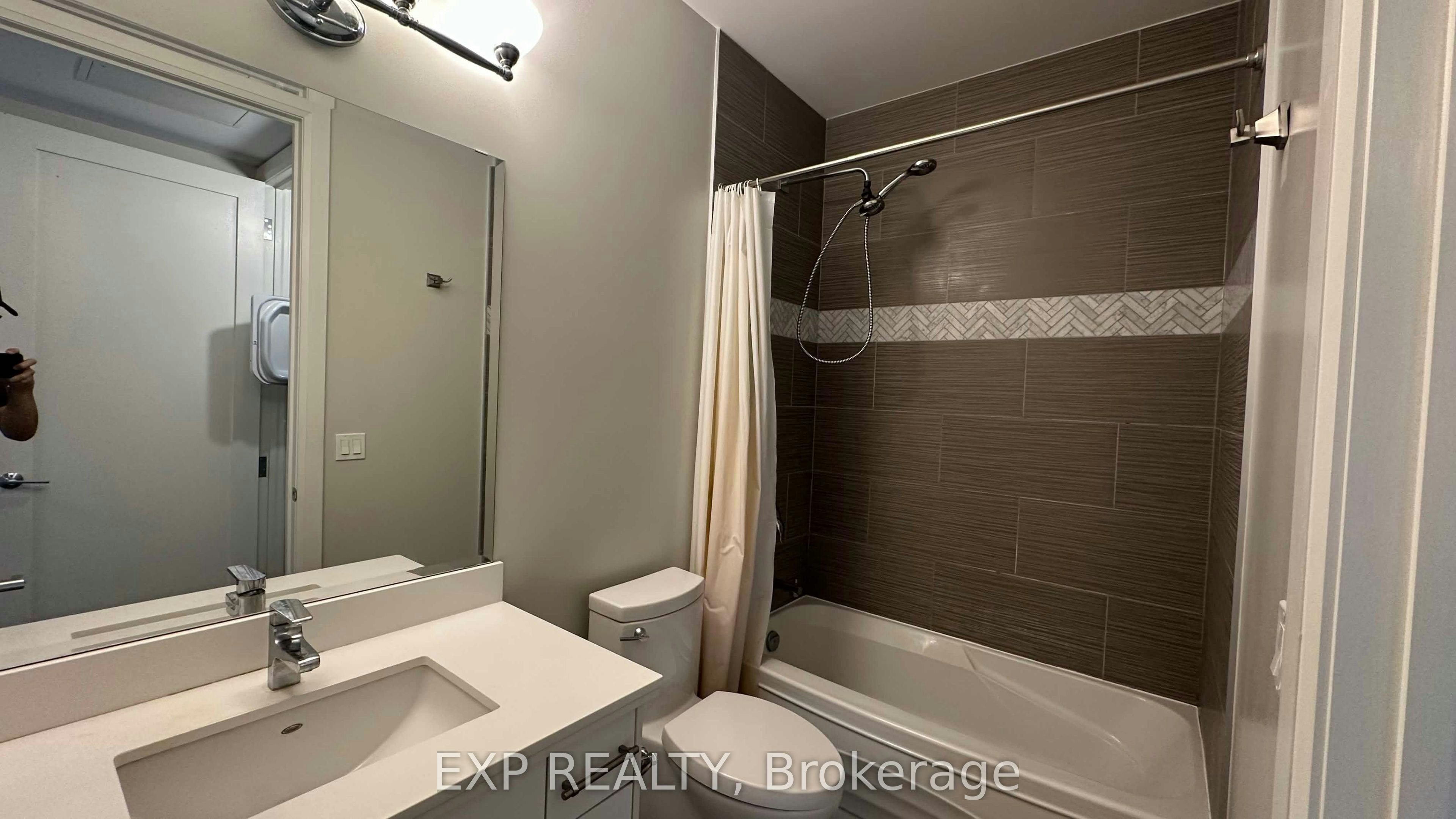 512-112 King Street E, Hamilton, ON, L8N 0A9 - 10