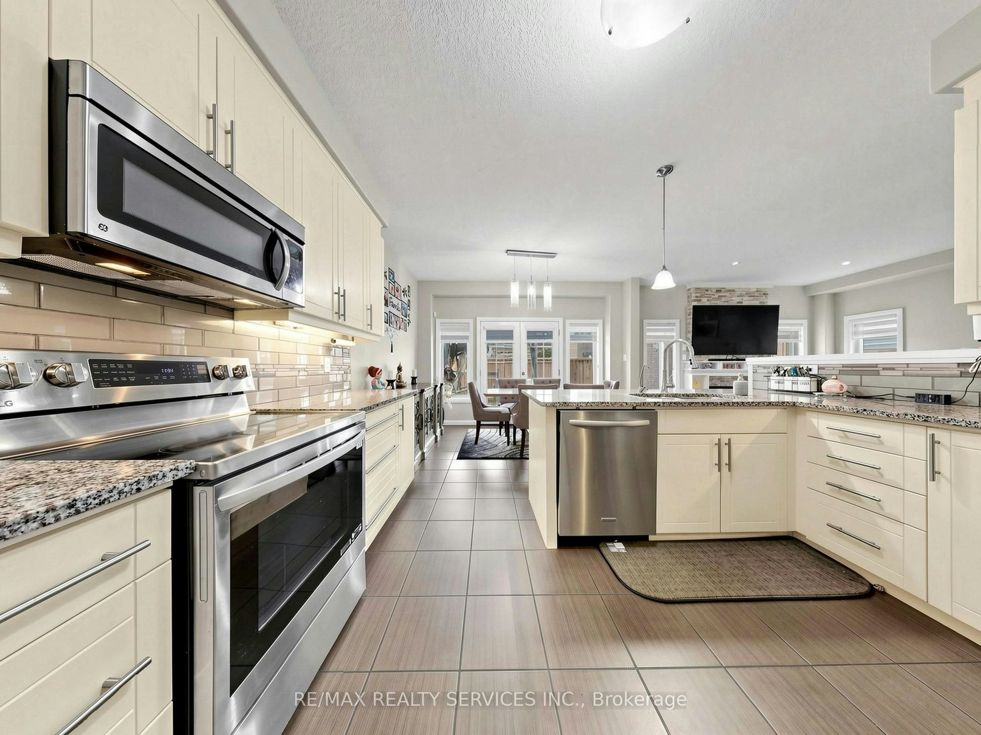 291 Hardcastle Drive, Cambridge, ON, N1S 0A9 - 11