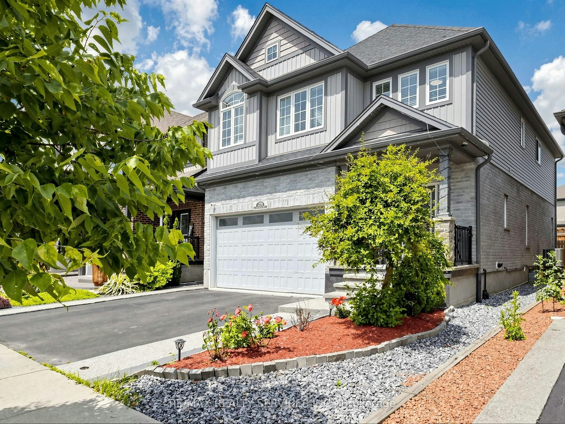 291 Hardcastle Drive, Cambridge, ON, N1S 0A9 - 2
