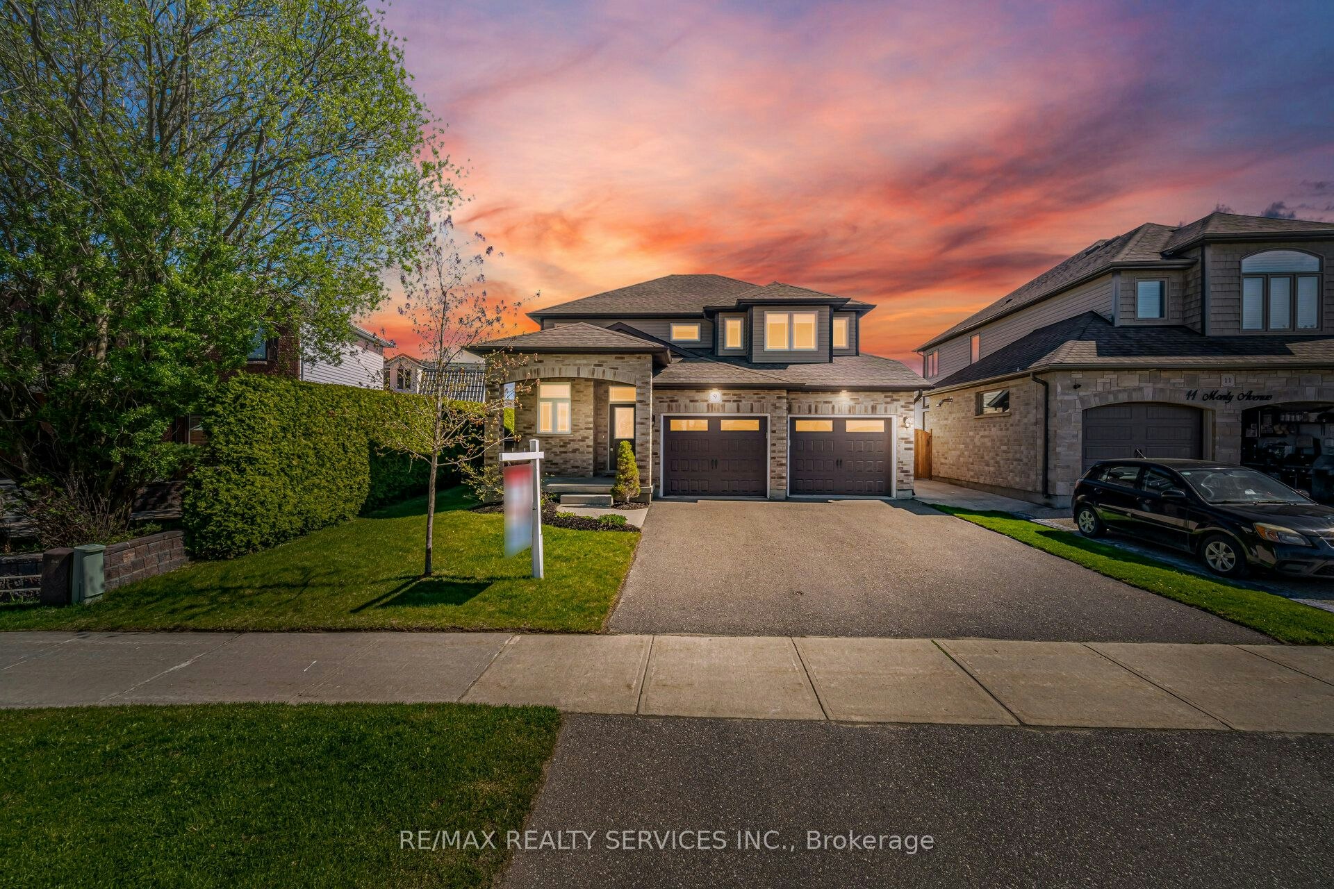9 Monty Avenue, East Luther Grand Valley, ON, L9W 6P1
