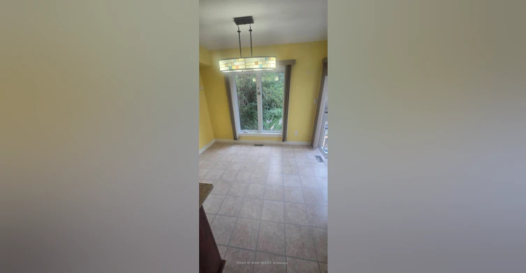 508 Farnham Court, Kingston, ON, K7M 8Y1 - 4
